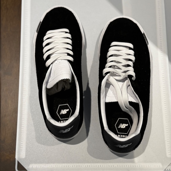 NWOT - New Balance Black Suede Sneakers - Picture 2 of 6